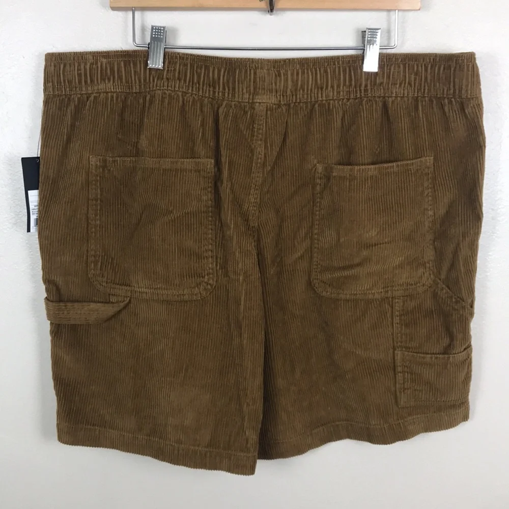 Original Use‎ Mens XL Corduroy Cargo Shorts. NEW